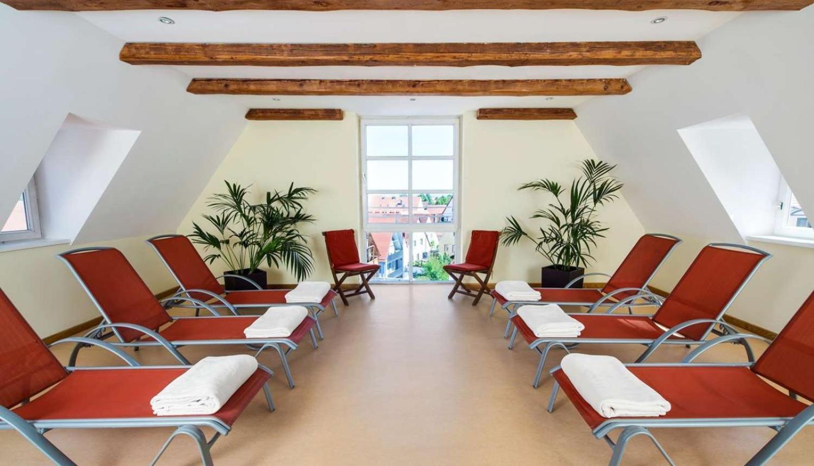 Hotel Kloesterle Noerdlingen - In Kuerze Elaya Hotel Kloesterle נורדלינגן מראה חיצוני תמונה