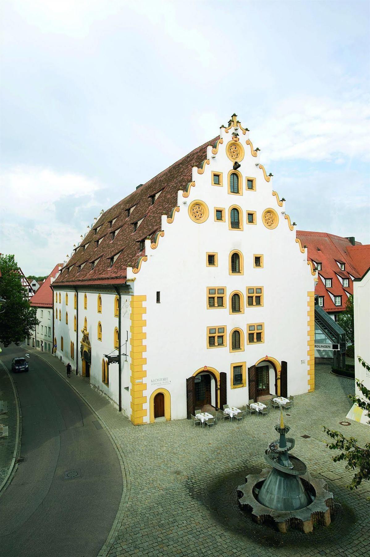 Hotel Kloesterle Noerdlingen - In Kuerze Elaya Hotel Kloesterle נורדלינגן מראה חיצוני תמונה
